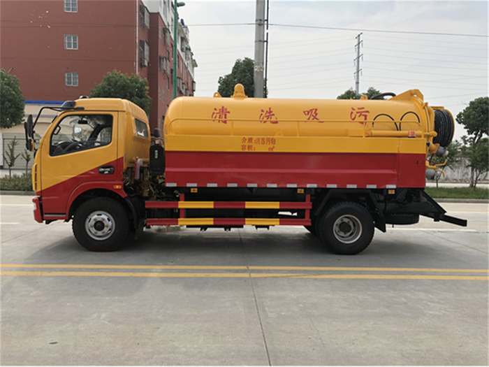 吸污車(chē)日常保養(yǎng)注意事項(xiàng)與廠家推薦