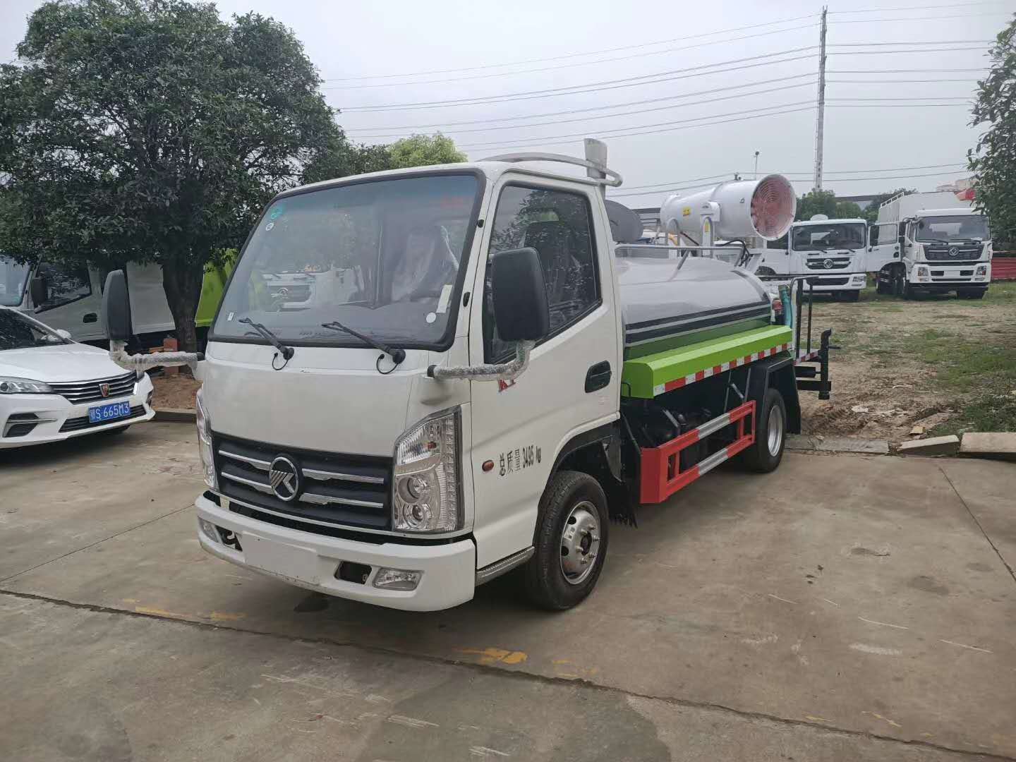 凱馬3方灑水車，最便宜國六小型灑水車車型