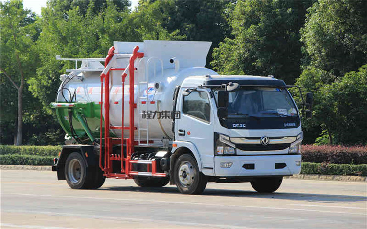 東風(fēng)多利卡國六5噸餐廚垃圾車