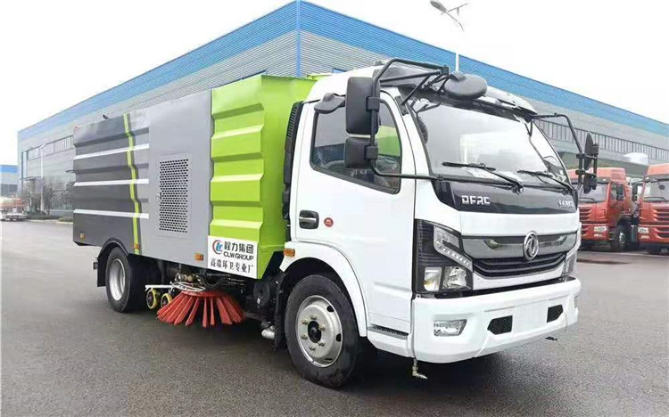 東風K7洗掃車（4水/4塵）